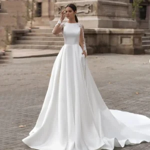 Vestidos de Cerimónia Vestido de Noiva em Cetim com Renda, Manga Longa e Decote Ilusão | Loja dos Cabelos
