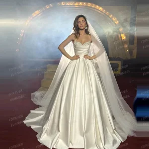 Vestidos de Cerimónia Vestido de Noiva Luxo 2025 em Cetim Plissado com Lantejoulas, Sem Mangas, Modelo A-Line Elegante | Loja dos Cabelos